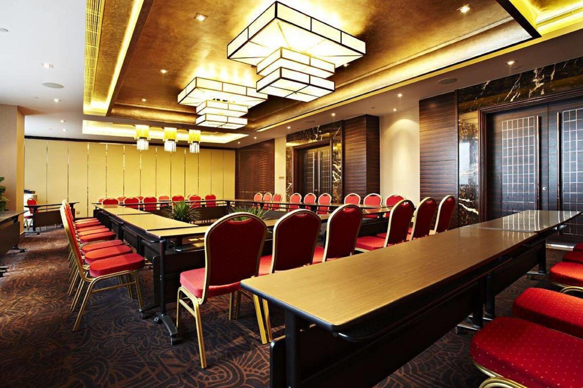 Kun Tai Glory Hotel Beijing Wangjing Экстерьер фото